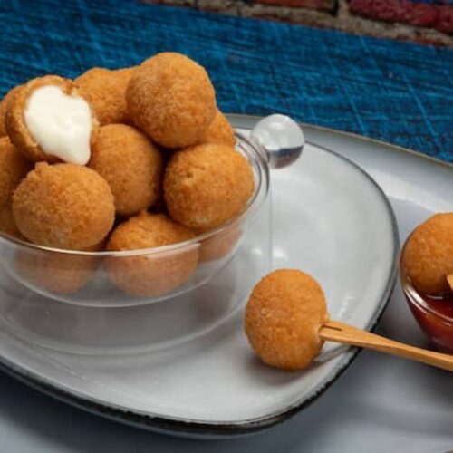 Alternative view of  CGM Friteeratut tryffeli-minimozzarellat 5 x 1kg (pakaste)